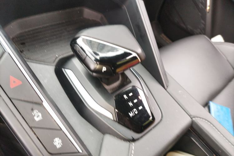 Used Lynk & Co 06 2020 1.5T JinPro model Gear Lever