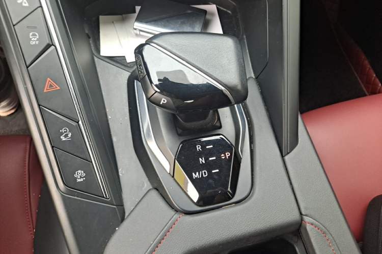 Used Lynk & Co 06 2020 1.5T JinPro model Gear Lever