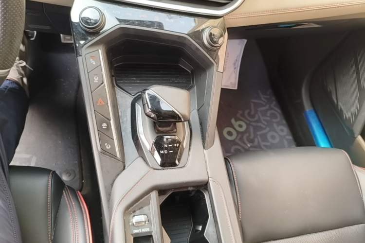 Used Lynk & Co 06 2020 1.5T YAO Halo Gear Lever