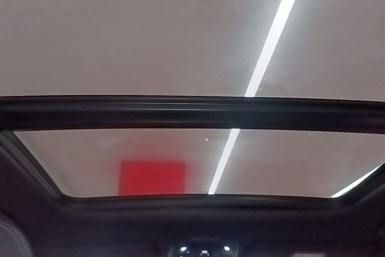 Used Lynk & Co 06 2020 1.5T JinPro model Headliner