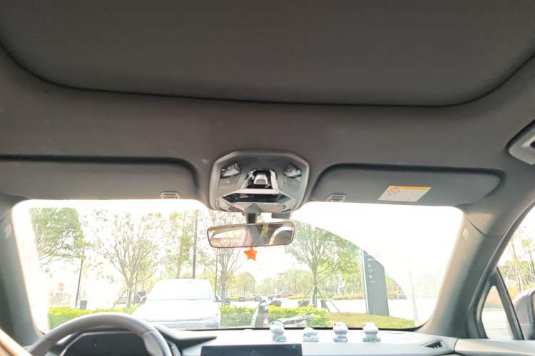 Used Lynk & Co 06 2020 1.5T MHEV Pro Headliner