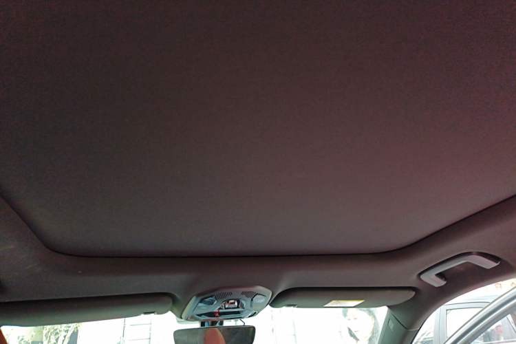 Used Lynk & Co 06 2020 1.5T JinPro model Headliner