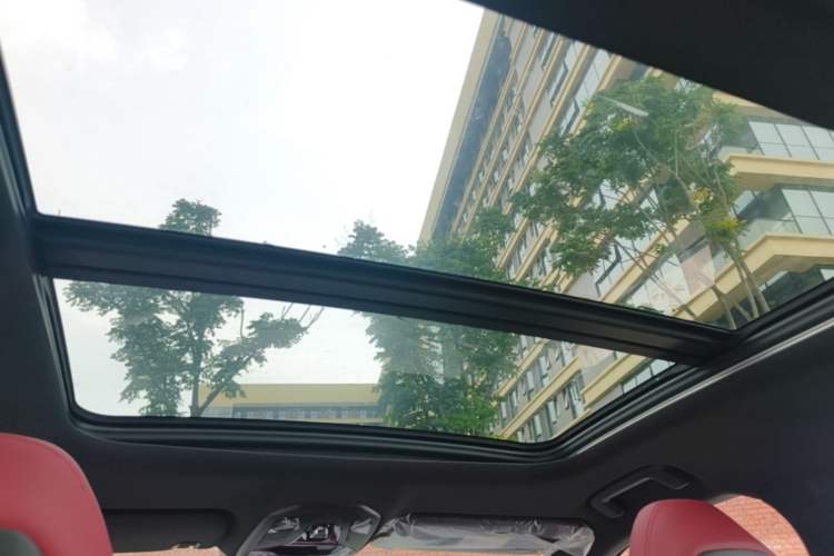 Used Lynk & Co 06 2020 1.5T JinPro model Headliner