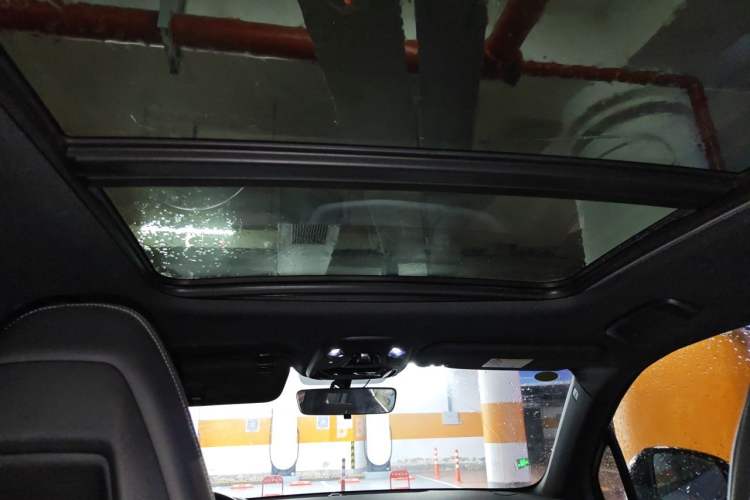 Used Lynk & Co 06 2020 1.5T JinPro model Headliner