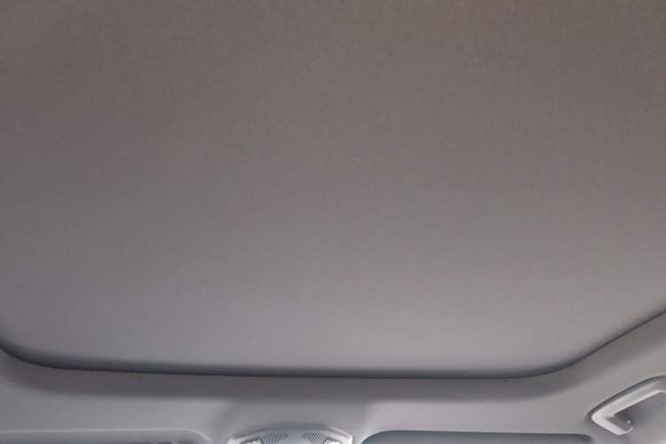 Used Lynk & Co 06 2020 1.5T JinPro model Headliner
