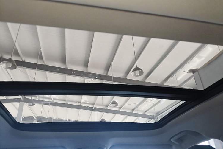 Used Lynk & Co 06 2020 1.5T YAO Halo Headliner