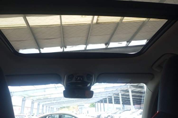 Used Lynk & Co 06 2020 1.5T YAO Halo Headliner