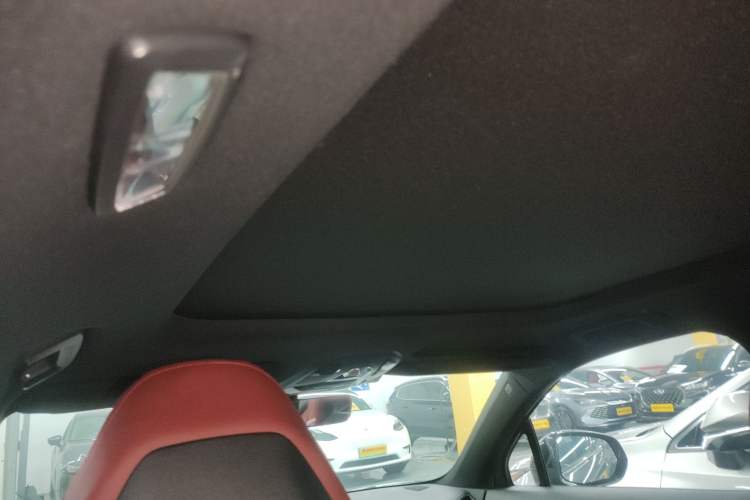 Used Lynk & Co 06 2020 1.5T JinPro model Headliner