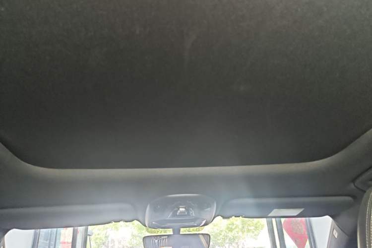 Used Lynk & Co 06 2020 1.5T JinPro model Headliner