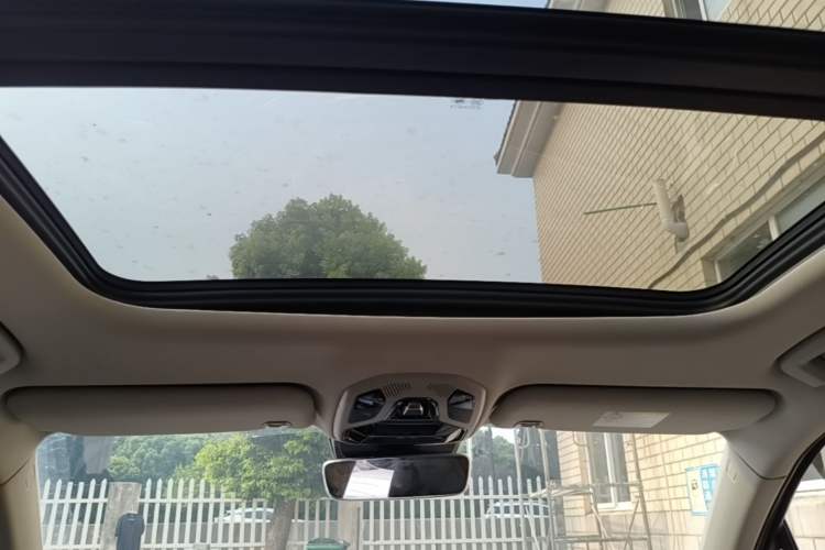 Used Lynk & Co 06 2020 1.5T YAO Halo Headliner