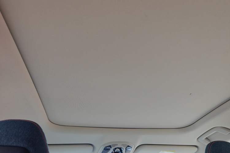 Used Lynk & Co 06 2020 1.5T YAO Halo Headliner
