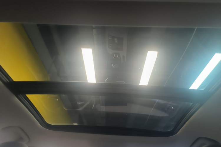 Used Lynk & Co 06 2020 1.5T YAO Halo Headliner