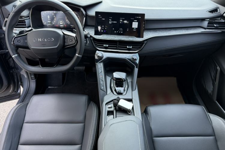 Used Lynk & Co 06 2020 1.5T JinPro model Interior 2