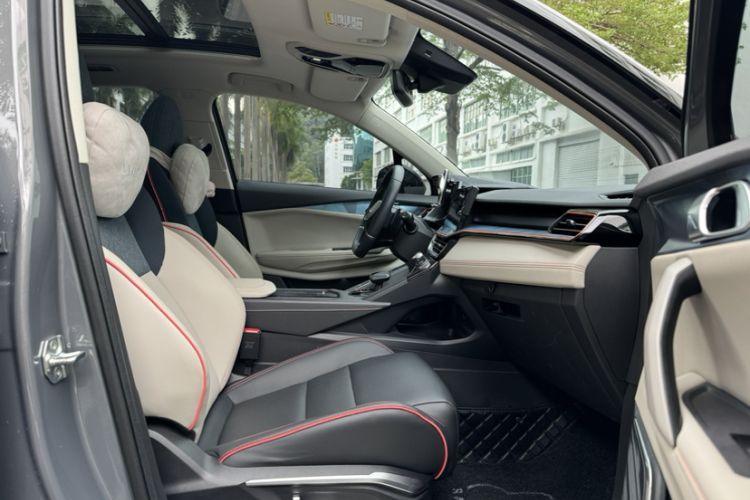 Used Lynk & Co 06 2020 1.5T YAO Halo Interior 2