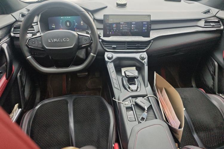 Used Lynk & Co 06 2020 1.5T JinPro model Interior 2