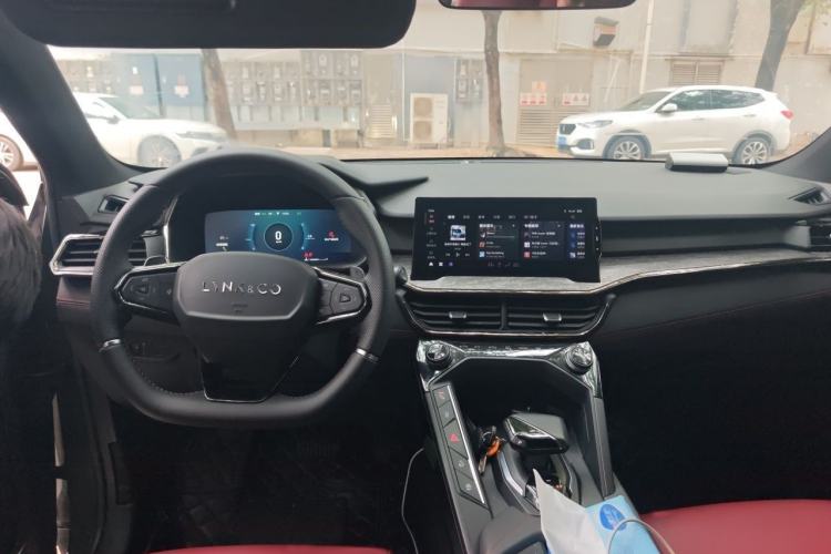 Used Lynk & Co 06 2020 1.5T JinPro model Interior 2