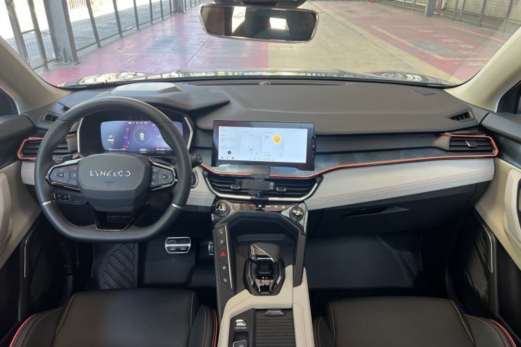 Used Lynk & Co 06 2020 1.5T YAO Halo Interior 2
