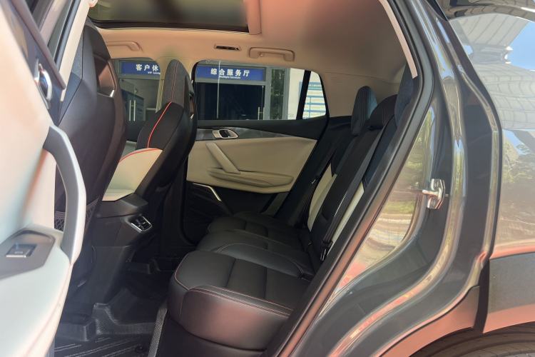 Used Lynk & Co 06 2020 1.5T YAO Halo Interior 3
