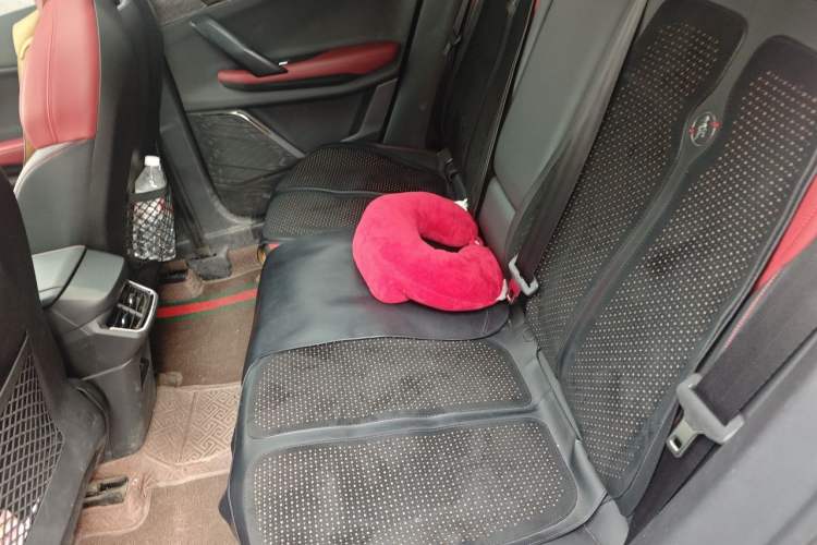 Used Lynk & Co 06 2020 1.5T JinPro model Interior 4