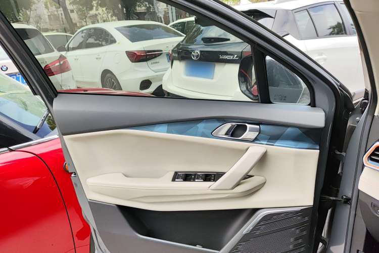 Used Lynk & Co 06 2020 1.5T YAO Halo Interior 4