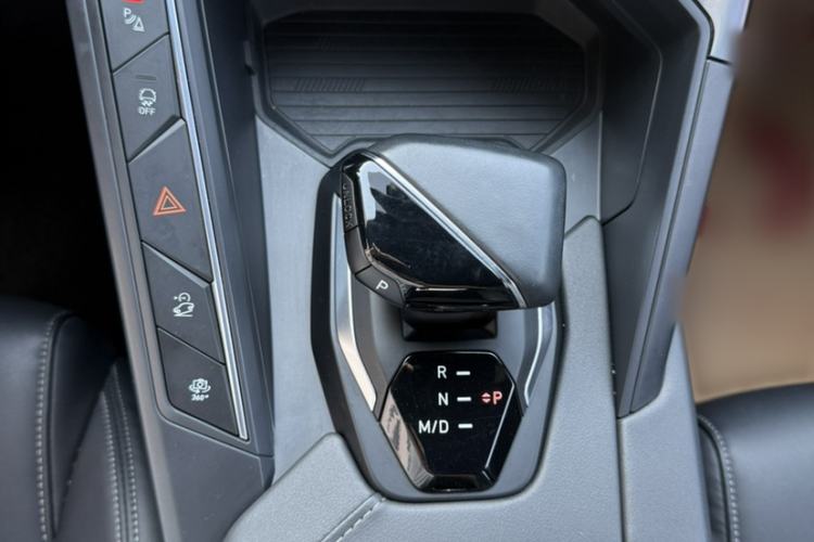 Used Lynk & Co 06 2020 1.5T JinPro model Interior 8