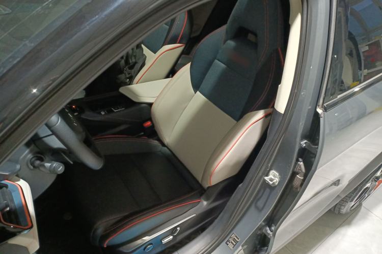 Used Lynk & Co 06 2020 1.5T YAO Halo Left Front Seat