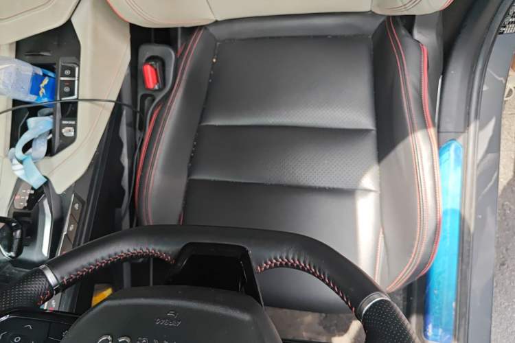 Used Lynk & Co 06 2020 1.5T YAO Halo Left Front Seat