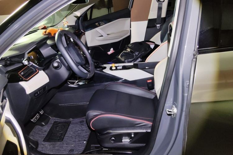 Used Lynk & Co 06 2020 1.5T YAO Halo Left Front Seat