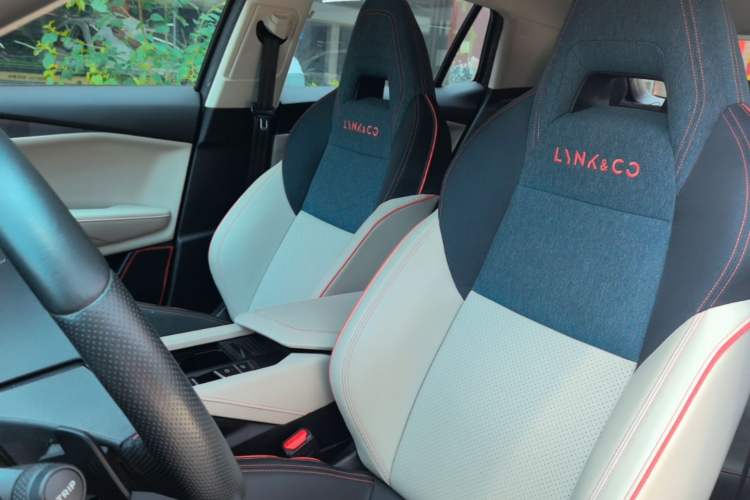 Used Lynk & Co 06 2020 1.5T YAO Halo Left Front Seat