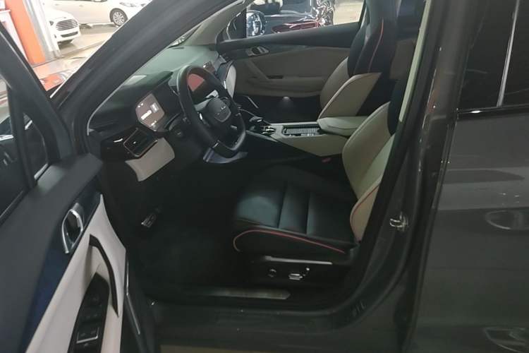 Used Lynk & Co 06 2020 1.5T YAO Halo Left Front Seat