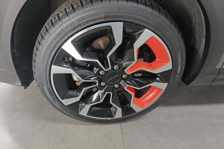 Used Lynk & Co 06 2020 1.5T YAO Halo Left Front Wheel Hub