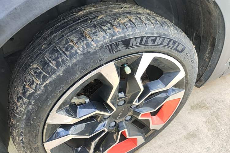 Used Lynk & Co 06 2020 1.5T YAO Halo Left Front Wheel Hub