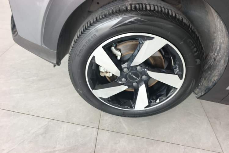 Used Lynk & Co 06 2020 1.5T JinPro model Left Front Wheel Hub