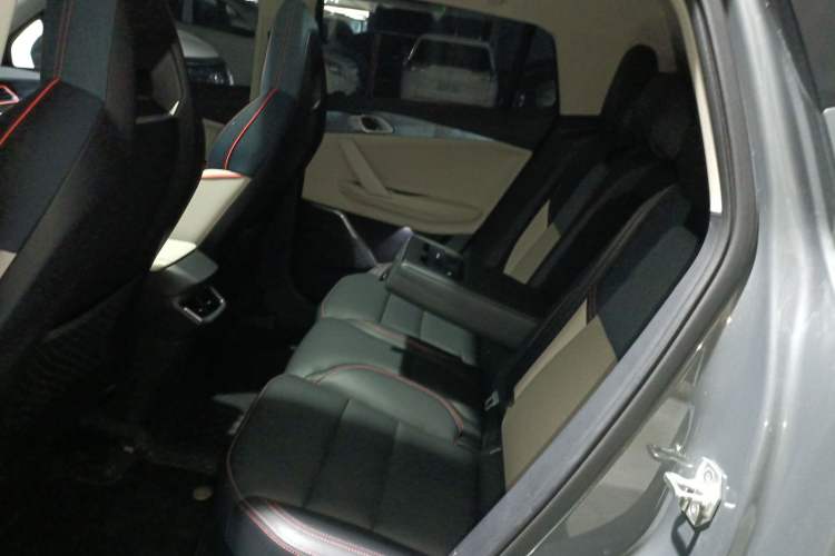 Used Lynk & Co 06 2020 1.5T YAO Halo Left Rear Seat