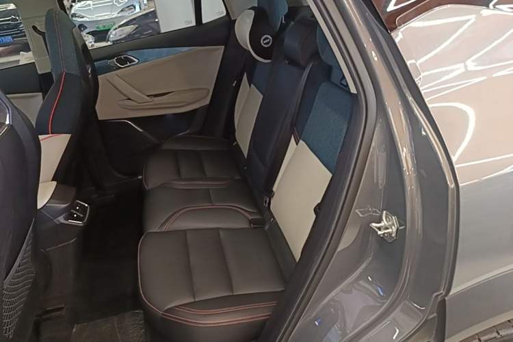 Used Lynk & Co 06 2020 1.5T YAO Halo Left Rear Seat