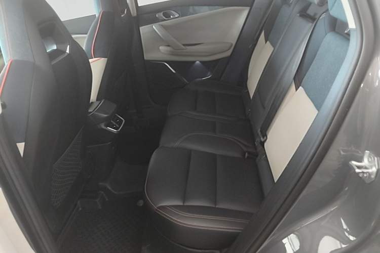 Used Lynk & Co 06 2020 1.5T YAO Halo Left Rear Seat