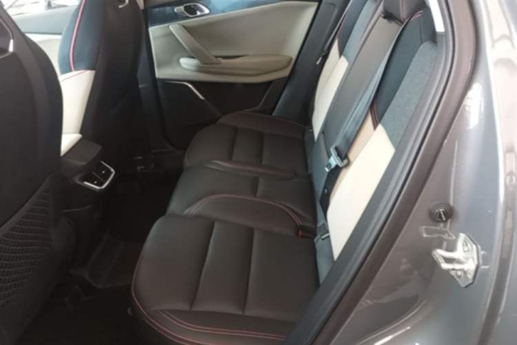 Used Lynk & Co 06 2020 1.5T YAO Halo Left Rear Seat