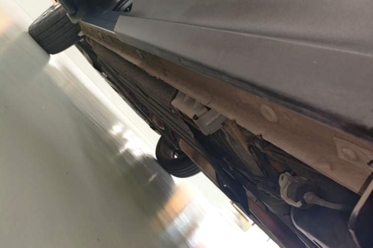 Used Lynk & Co 06 2020 1.5T YAO Halo Left Side Sill