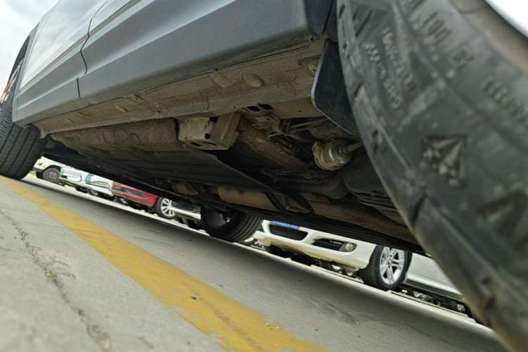 Used Lynk & Co 06 2020 1.5T YAO Halo Left Side Sill