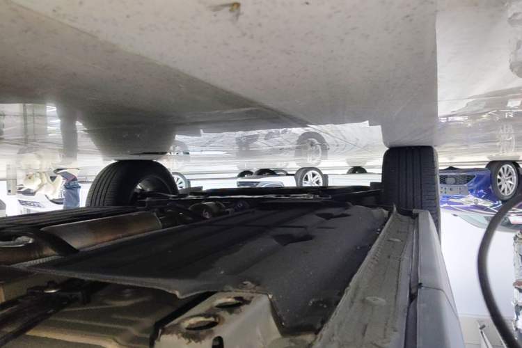 Used Lynk & Co 06 2020 1.5T JinPro model Left Side Sill