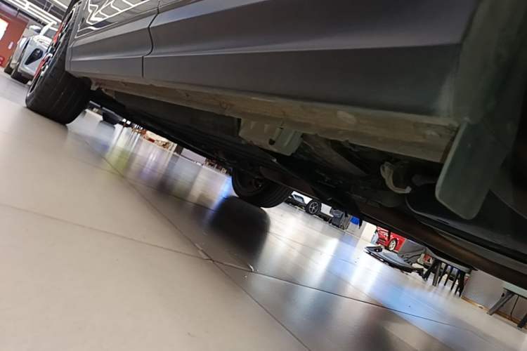 Used Lynk & Co 06 2020 1.5T YAO Halo Left Side Sill