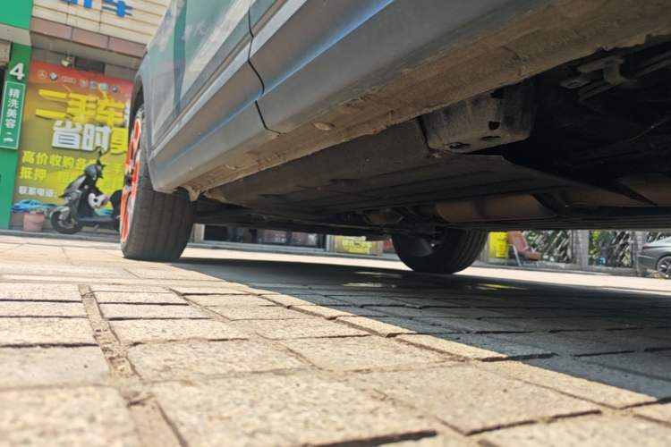 Used Lynk & Co 06 2020 1.5T YAO Halo Left Side Sill