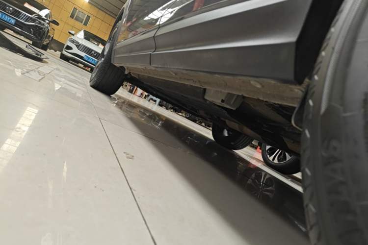 Used Lynk & Co 06 2020 1.5T JinPro model Left Side Sill