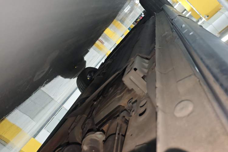 Used Lynk & Co 06 2020 1.5T YAO Halo Left Side Sill