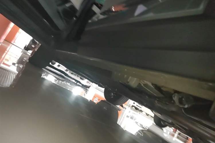 Used Lynk & Co 06 2020 1.5T YAO Halo Left Side Sill