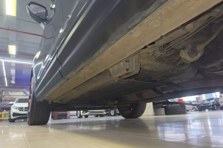 Used Lynk & Co 06 2020 1.5T YAO Halo Left Side Sill