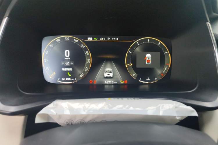 Used Lynk & Co 06 2020 1.5T YAO Halo Odometer Close Up