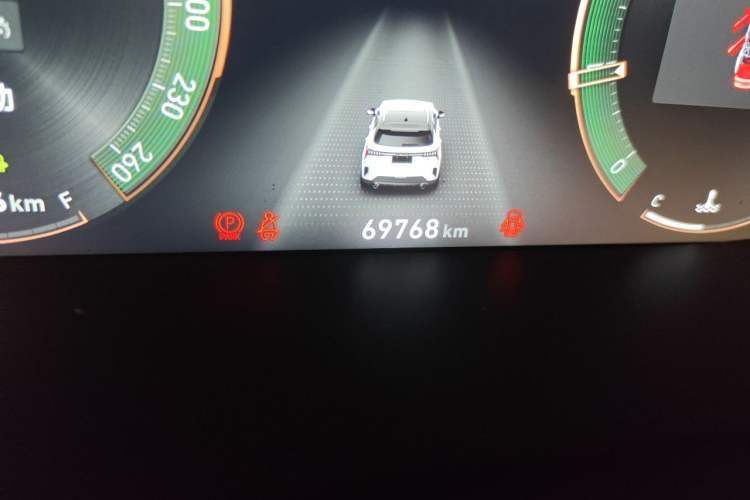 Used Lynk & Co 06 2020 1.5T YAO Halo Odometer Close Up
