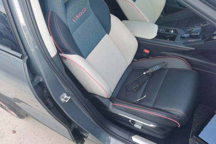 Used Lynk & Co 06 2020 1.5T YAO Halo Right Front Seat