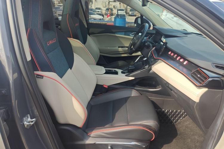 Used Lynk & Co 06 2020 1.5T YAO Halo Right Front Seat